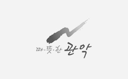 그림책 읽어주는 엄마 이미지